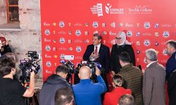 Esenler Belediyesi yeni sezonu Sezai Karakoç’a adadı