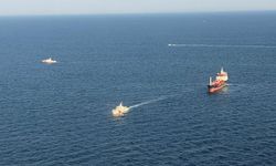 Silivri açıklarındaki kazada yeni gelişme: 2 helikopter ve 12 deniz aracı görevde