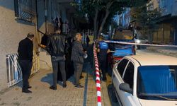 Sultangazi’de iki apartmanda çatlak paniği: Binalar tahliye edildi