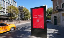 Billboardlardaki gizemli mesajların sırrı ortaya çıktı