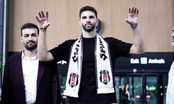 Beşiktaş’ın yeni transferi Ümit Akdağ İstanbul’da