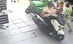 Bakırköy’de motokuryeye yumruklu saldırı kamerada