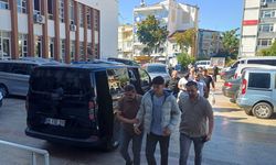 Okul çevresinde pompalı tüfekle dolaştılar, 3 şüpheli tutuklandı