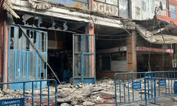 Sanayi sitesinde balkon çöktü: 3 yaralı