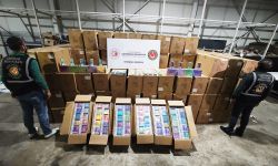 İstanbul'da 310,5 milyon liralık kaçak elektronik sigara ele geçirildi