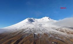 Erciyes Dağı'nın zirvesi beyaza büründü