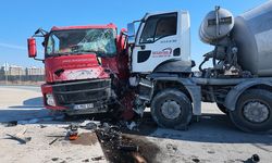 Avcılar’da iki beton mikseri çarpıştı: 2 yaralı