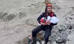 Selden kurtarılan bebeğin görüntüleri yürekleri ısıttı