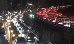 İstanbul trafiğinde tepki çeken çalışma: E-5 iş çıkışında kapatıldı
