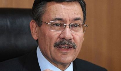 Melih Gökçek’in oğlu ve gelini ifade vermek üzere adliyede