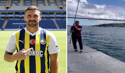 Fenerbahçe'nin Sırp futbolcusu Dusan Tadic'in İstanbul Boğazı'nda balık tuttuğu anların videosu