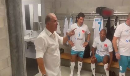 Türkiye - İsviçre maçında Fatih Terim kadroyu açıklamayı unuttuğu anlar sosyal medyada gündem oldu