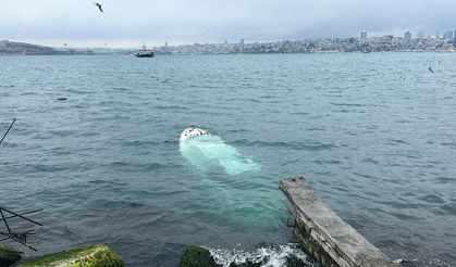 Üsküdar'da balıkçı teknesi battı