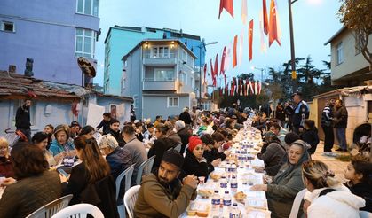 Silivri Belediyesi, Mimar Sinan Mahallesi'nde Ramazan iftar programı düzenledi