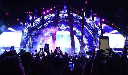 Jennifer Lopez 6 yıl aranın ardından İstanbul'da sahne aldı