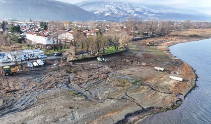 Sapanca Gölü’ne nefes aldıran yıkım