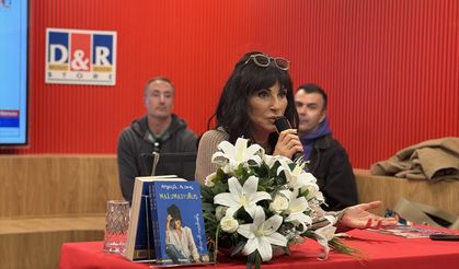 Ayşegül Aldinç, okurlarıyla bir araya geldi
