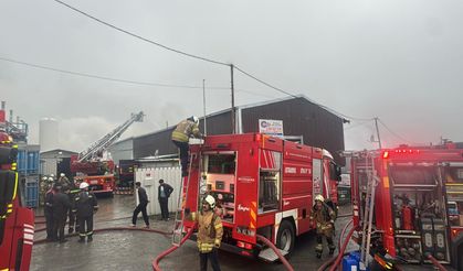 Eyüpsultan'da 3 ayrı iş yerinde yangın çıktı