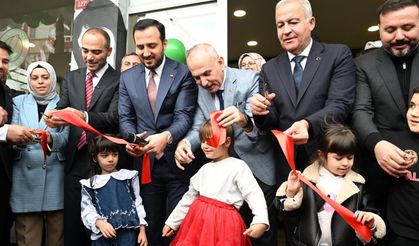 Gaziosmanpaşa'da Anne, Çocuk Merkezi açıldı