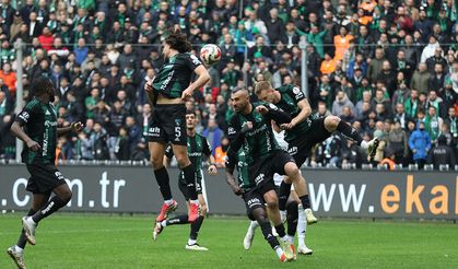 Beşiktaş Kocaeli'de 3 puanı tek golle aldı!