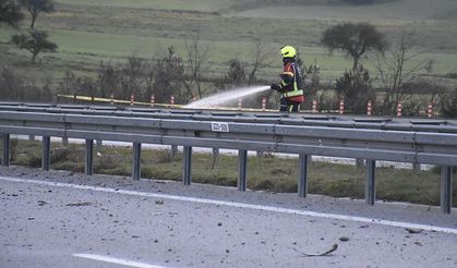 Balıkesir'de F-16 savaş uçağının düşme anı görüntülendi