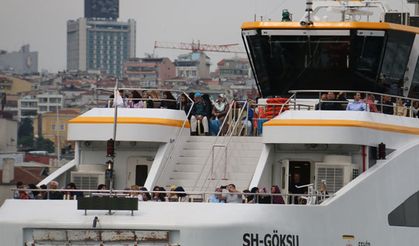 Şehir hatları vapurunda panik!