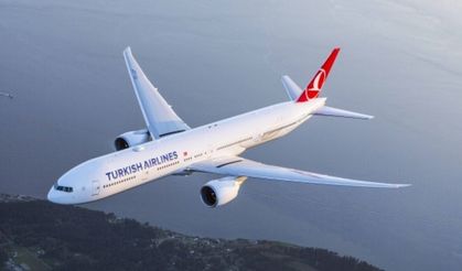 İstanbul için havalanan uçak acil iniş yaptı