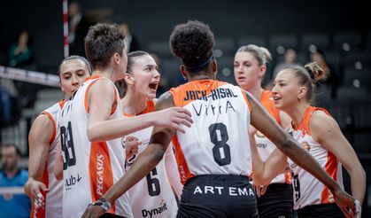 Eczacıbaşı Dynavit, Kupa Volley'de yarı finalde