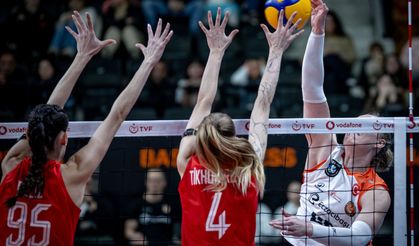 Eczacıbaşı Dynavit normal sezonu galibiyetle tamamladı