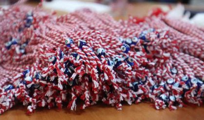 Marteniçka nedir, ne zaman takılır?