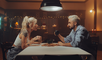 Sefo ve İrem Derici’den rekor başlangıç!