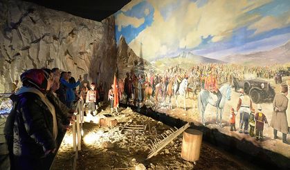 Türkiye'de ilk: Uçan sinema vatandaşların ayağını yerden kesti