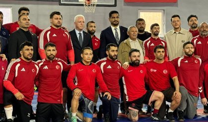 Vali Gül, milli güreşçileri ziyaret etti