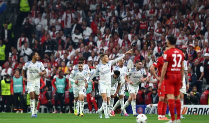 UEFA Avrupa Ligi şampiyonu Aston Villa