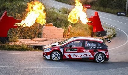Bodrum Rallisi'nde kazanan Kerem Kazaz oldu