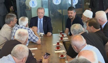 Cumhurbaşkanı Erdoğan Beyoğlu'nda vatandaşlarla buluştu