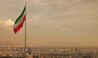 İran: ABD'ye ait 18 önemli hedefi vurduk