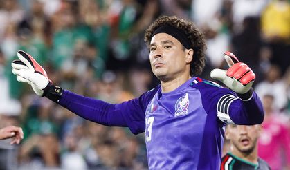 Guillermo Ochoa futbola veda ediyor