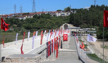 '8 yıllık restorasyonun ardından tarihi köprü kapılarını açtı'