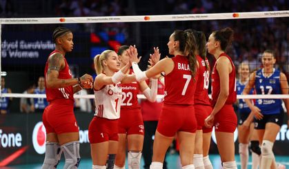 Milliler, CEV Avrupa Şampiyonası'nda çeyrek finale yükseldi