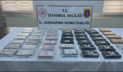 Eyüpsultan'da bir araçta yaklaşık 50 kilogram kokain ele geçirildi