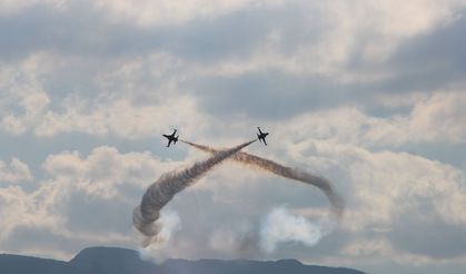 Türk Yıldızları gösterileriyle hayran bıraktı