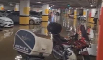 İstanbul’da bazı metro ve alt geçitleri su bastı