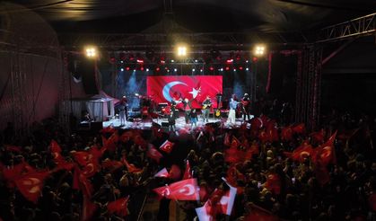 Kağıthane’de 29 Ekim coşkusu Resul Dindar konseriyle yaşandı