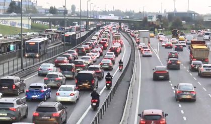 İstanbul’da haftanın ilk iş günü trafik yoğunluğu
