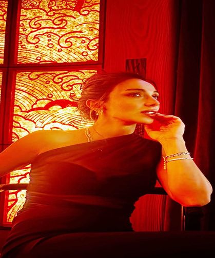 Ebru Aytemur, Eşref Rüya'daki performansıyla tam not alıyor