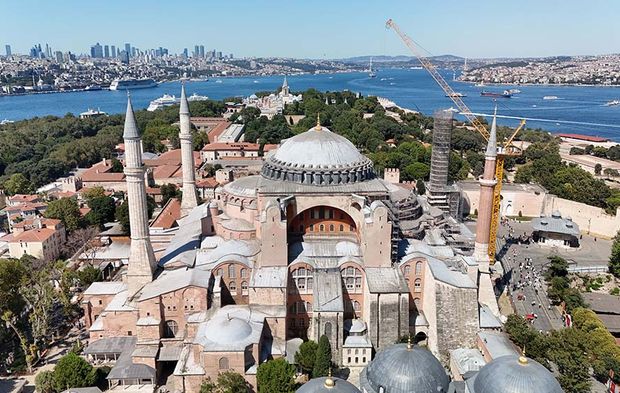Fethin sembolü Ayasofya Camii'nde meydana gelen değişimler