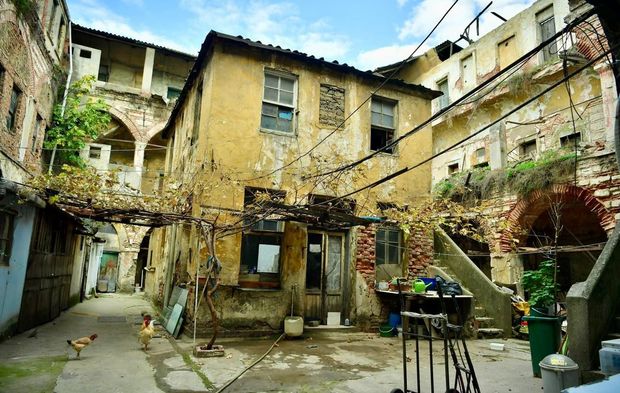 Fatih'te Tarih yeniden hayat Buluyor: Şekerci Han restorasyona alınıyor