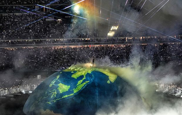 Dünya İstanbul’daki dev konsere kilitlendi