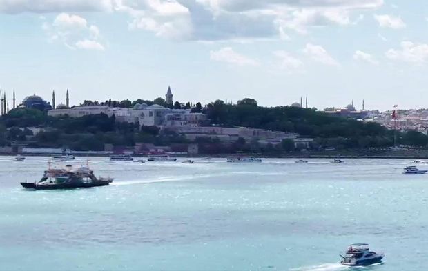 Fetih kutlamalarında Boğaz’da görsel şölen